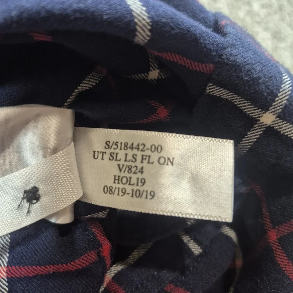 Banana Republic Luxe Flannel Shirt Mens Medium‎ Navy Plaid Untucked Slim Fit